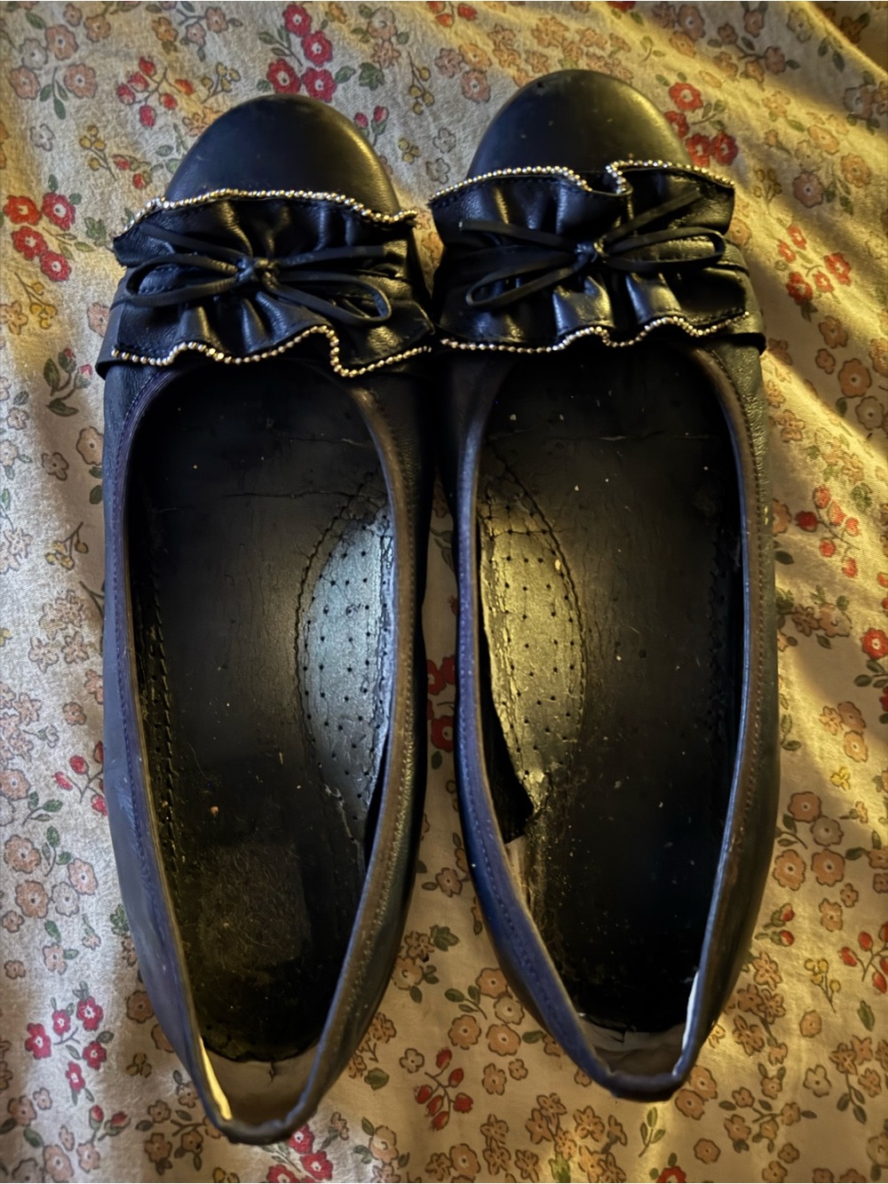 Vaneli Black Bow Ruffle Ballet Flats